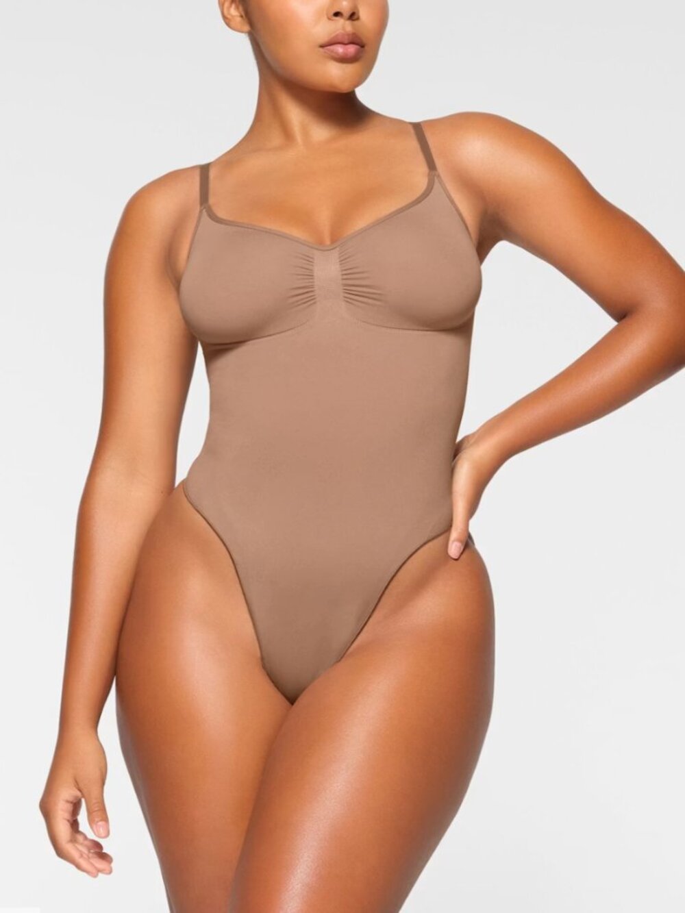 SKIMS Everyday Sculpt Bodysuit Sienna Large - Picture 3 of 10